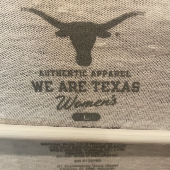 Texas Longhorns baseball style shirt size L - Picture 2 of 3